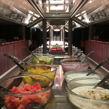 Select Ms Charles Dickens - Frankfurt Botel 5*