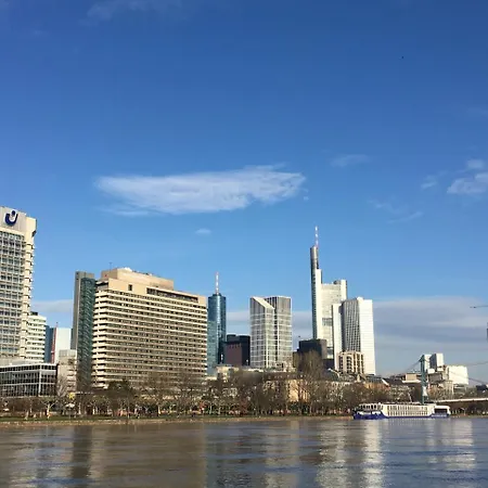 Select Ms Charles Dickens - Frankfurt Båthotell Frankfurt am Main